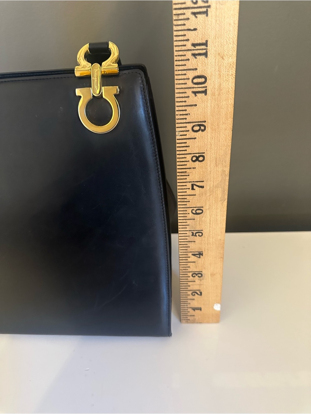 Ferragamo Gancini Black Leather Tote Purse Gold Large 2 Handle Structured Y2K - Picture 12 of 15